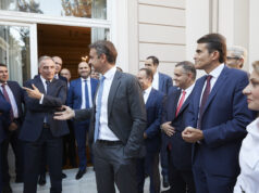 Τρελό πάρτι απευθείας αναθέσεων οι απατεώνες της Νέας Δημοκρατίας και οι γαλάζιοι βλαχοδήμαρχοι