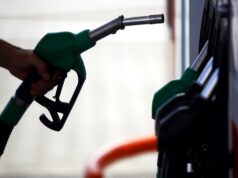 ΑΣΦΥΞΙΑ ΣΤΟΝ ΚΟΣΜΑΚΗ! ΣΤΑ 2.20 ΕΥΡΩ/ΛΙΤΡΟ ΤΗ ΜΕΓΑΛΗ ΕΒΔΟΜΑΔΑ, ΠΡΟΒΛΕΠΟΥΝ ΟΙ ΠΡΑΤΗΡΙΟΥΧΟΙ