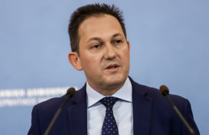 Πέτσας: «Θα απέχω από την αυριανή ψηφοφορία – Δεν συμφωνώ με την άρση ασυλίας»