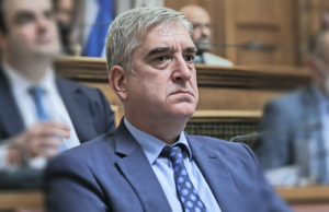 Παναγιώτης Κοντολέων: Διορίστηκε διευθυντής της ΕΥΠ χωρίς να έχει πτυχίο τριτοβάθμιας εκπαίδευσης όπως απαιτούσε ο νόμος για να παρακολουθεί τους εχθρούς του καθεστώτος