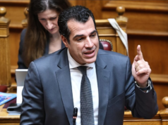 Θάνος Πλεύρης: Δικογραφία για την περίοδο που ήταν υπουργός Υγείας έφτασε στη Βουλή – Πέταξε στο δρόμο χωρίς μισθό χιλιάδες υγειονομικούς επειδή αρνήθηκαν να βάλουν στο σώμα τους τα δηλητήρια με το mRNA