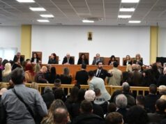 Δίκη Τεμπών: Face control, αποκλεισμός συγγενών και σχέδιο… χάους από το υπουργείο Δικαιοσύνης