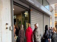 ΕΤΣΙ ΚΑΤΑΝΤΗΣΑΝ ΤΟΥΣ ΣΥΝΤΑΞΙΟΥΧΟΥΣ – ΖΗΤΟΥΛΕΣ ΓΙΑ ΕΝΑ 100ΑΡΙΚΟ ΚΙ ΕΡΧΟΝΤΑΙ ΧΕΙΡΟΤΕΡΑ – ΔΕΝ ΜΠΗΚΕ ΑΚΟΜΑ Η ΣΥΝΤΑΞΗ;