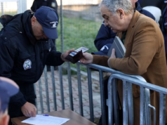 Τέμπη: Αστυνομοκρατία και έλεγχοι ξανά στη δίκη – «Οργανωμένη παρεμπόδιση» καταγγέλλει η Κωνσταντοπούλου