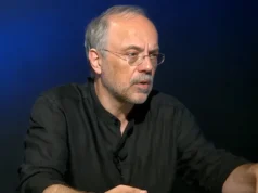 Θανάσης Αυγερινός για μήνυση σε Καραχάλιο: «Τον ξεσπιτώσαμε τον άνθρωπο» – Ανάρτηση με αναφορές σε άρθρα του Karditsastakra