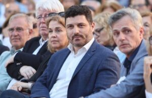 Διονύσης Τεμπονέρας: Αποχώρησε από τον ΣΥΡΙΖΑ – Υπογράφει την ιδρυτική διακήρυξη του νέου κόμματος Τσίπρα