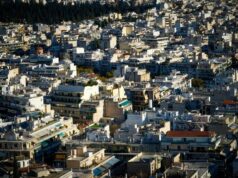 ΣΤΕΓΑΣΤΙΚΟΣ ΕΦΙΑΛΤΗΣ ΣΕ ΟΛΗ ΤΗΝ ΕΥΡΩΠΗ: ΤΑ ΕΝΟΙΚΙΑ ΕΧΟΥΝ ΕΚΤΟΞΕΥΤΕΙ ΣΕ ΙΣΤΟΡΙΚΑ ΥΨΗ – ΣΕ ΠΟΛΛΕΣ ΠΡΩΤΕΥΟΥΣΕΣ ΤΗΣ ΕΕ Ο ΚΑΤΩΤΑΤΟΣ ΜΙΣΘΟΣ ΔΕΝ ΦΤΑΝΕΙ ΟΥΤΕ ΓΙΑ ΕΝΑ ΣΠΙΤΙ
