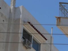 Ηλιούπολη: Έπεσαν μαζί στο κενό – Νεκρή 17χρονη, μάχη για τη ζωή της δίνει δεύτερη ανήλικη