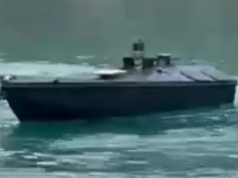 «ΜΑΥΡΟ ΚΟΥΤΙ» ΣΤΙΣ ΕΛΛΗΝΙΚΕΣ ΘΑΛΑΣΣΕΣ – ΤΟ DRONE ΤΗΣ ΛΕΥΚΑΔΑΣ ΚΑΙ ΤΑ ΕΠΙΚΙΝΔΥΝΑ ΕΡΩΤΗΜΑΤΑ – ΤΕΡΑΣΤΙΕΣ ΟΙ ΕΥΘΥΝΕΣ ΜΗΤΣΟΤΑΚΗ ΠΟΥ ΕΦΕΡΕ ΤΟΝ ΠΟΛΕΜΟ ΣΤΑ ΝΕΡΑ ΜΑΣ