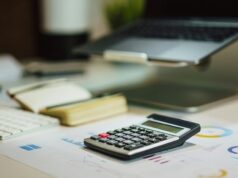 ΑΑΔΕ: Αλλάζουν τα κριτήρια των προστίμων για τις εκπρόθεσμες φορολογικές – Ποιοι θα λάβουν επιστροφή
