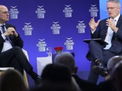 Στα τάρταρα του ΟΟΣΑ η ελληνική παραγωγικότητα