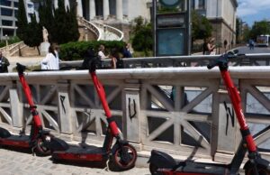 Ηλεκτρικά πατίνια: Για πλήρη απαγόρευση μιλάει ο Χρυσοχοΐδης