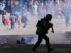 Βολιβία: Βγάζει το στρατό ο πρόεδρος για να καταστείλει τις μαζικές διαδηλώσεις
