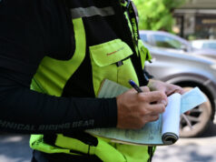 ΧΑΟΣ ΣΤΗΝ ΑΤΤΙΚΗ: 7 ΝΕΚΡΟΙ, 527 ΤΡΑΥΜΑΤΙΕΣ ΣΕ 461 ΤΡΟΧΑΙΑ ΜΕΣΑ ΣΕ ΕΝΑΝ ΜΗΝΑ – ΣΧΕΔΟΝ 28.000 ΠΑΡΑΒΑΣΕΙΣ ΑΠΟ ΑΛΚΟΟΛ, ΤΑΧΥΤΗΤΑ ΚΑΙ ΚΙΝΗΤΑ