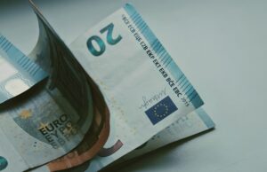 Τι ισχύει για τον ακατάσχετο λογαριασμό – Όσα πρέπει να ξέρετε