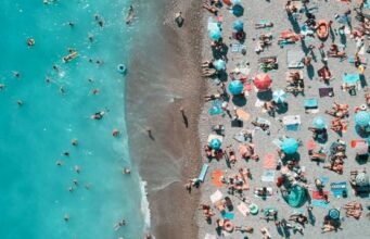 Τέλος η «Γαλάζια Σημαία» από 9 ακτές στην Ελλάδα