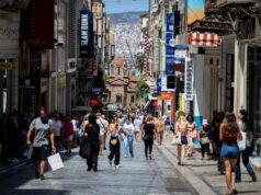 Χάος Μητσοτάκη παντού – Πάνω από 672.000 εγγεγραμμένοι άνεργοι στη χώρα