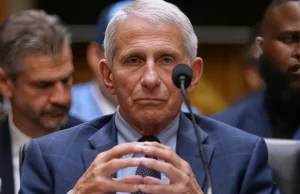 Άντονι Φαούτσι: Επικαλέστηκε το δικαίωμα της σιωπής για την προέλευση του Covid – Πέντε χρόνια πριν την πανδημία μαζί με τον Ομπάμα χρηματοδότησαν με χρήματα της USAID εργαστήριο στη Γιουχάν