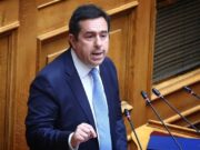 Κατρακύλα δίχως τέλος – Ο Νότης Μηταράκης επιστρέφει στα καθήκοντα του κοινοβουλευτικού εκπροσώπου
