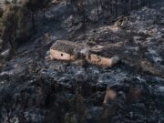 Ισπανία: Υπό έλεγχο η φονική πυρκαγιά – Χιλιάδες άνθρωποι επιστρέφουν στα σπίτια τους