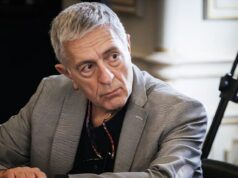 «Σφυρίζουν» αδιάφορα στο Μαξίμου για παρακολούθηση Κούλογλου – «Προσωπική του υπόθεση»