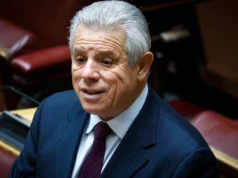 Γιώργος Βλάχος: Ο γαλάζιος βουλευτής θέτει ερωτήματα στον Κυριάκο Μητσοτάκη για τα Σπιτάκια Ανακύκλωσης – Νέο σκάνδαλο αντίστοιχο του ΟΠΕΚΕΠΕ με βουλευτές και αυτοδιοικητικούς της ΝΔ