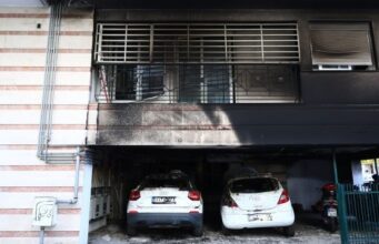 Επίθεση με γκαζάκια σε στελέχη της ΝΔ: Δύο μηχανάκια, τρεις αναβάτες – Το βίντεο που αναλύει η αντιτρομοκρατική