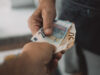 ΟΙ ΕΞΕΛΙΞΕΙΣ ΣΤΗ ΜΕΣΗ ΑΝΑΤΟΛΗ ΚΑΙ Η ΤΙΜΗ ΤΟΥ ΠΕΤΡΕΛΑΙΟΥ ΞΕΠΕΡΑΣΑΝ ΤΑ «ΔΩΡΑΚΙΑ» ΤΟΥ ΜΗΤΣΟΤΑΚΗ