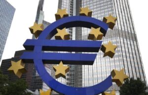 Η Λαγκάρντ ζυγίζει τους κινδύνους από το πετρέλαιο ενόψει της συνεδρίασης της ΕΚΤ