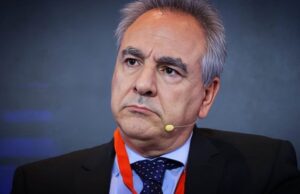 Ο Ντόκος και το τηλεφώνημα στις 3 τα ξημερώματα