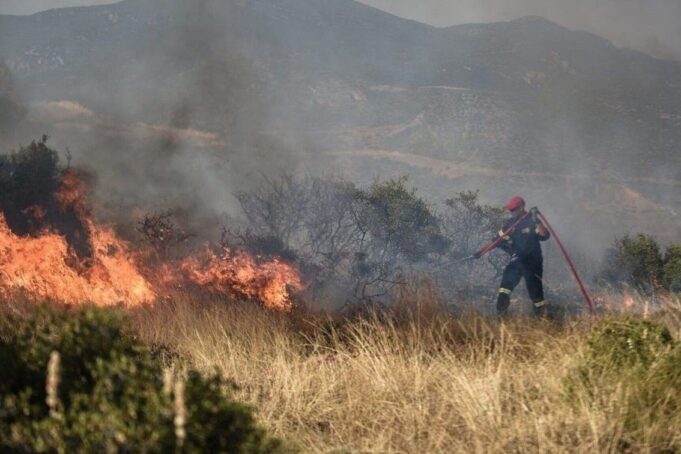 Μπαράζ συλλήψεων και προστίμων τις τελευταίες μέρες για πρόκληση πυρκαγιάς σε όλη την Ελλάδα