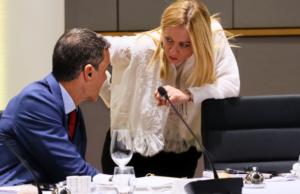 Politico: Στα άκρα Ισπανία και Ιταλία – «Μπλόκο» στα σύνορα και μετωπική Μελόνι–Σάντσεθ για το μεταναστευτικό