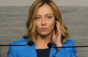 Μελόνι προς Μαδρίτη: «Η Ιταλία δεν δέχεται τελεσίγραφα από το εξωτερικό»